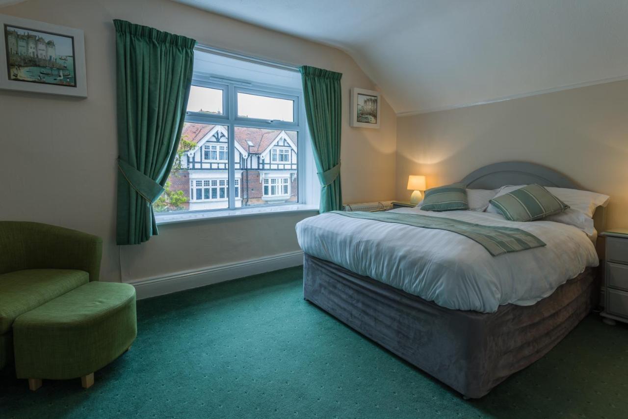 Relax At Rosscourt Guest House-Free On Site Parking (Adults Only) Bournemouth Exterior photo