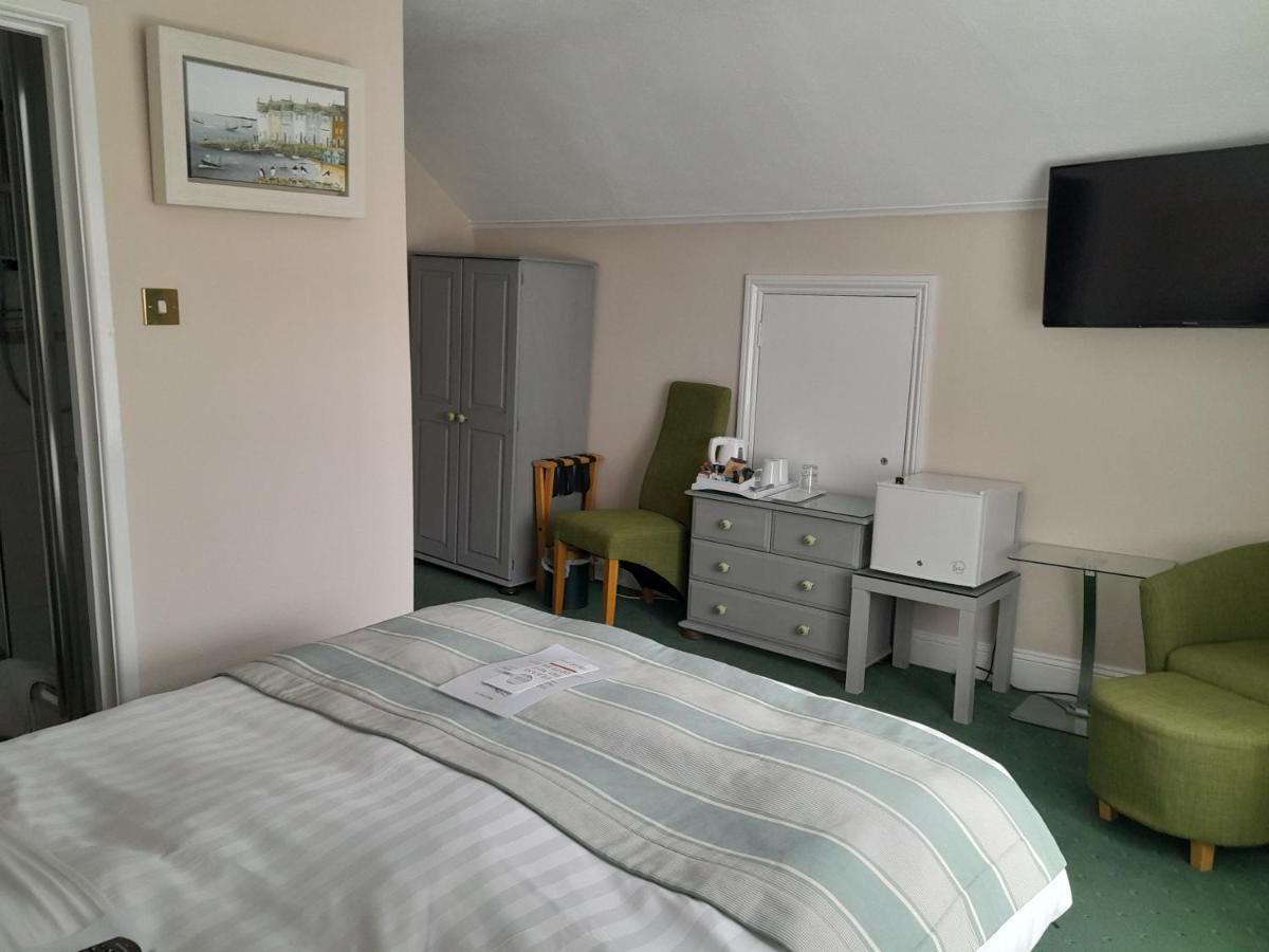Relax At Rosscourt Guest House-Free On Site Parking (Adults Only) Bournemouth Exterior photo
