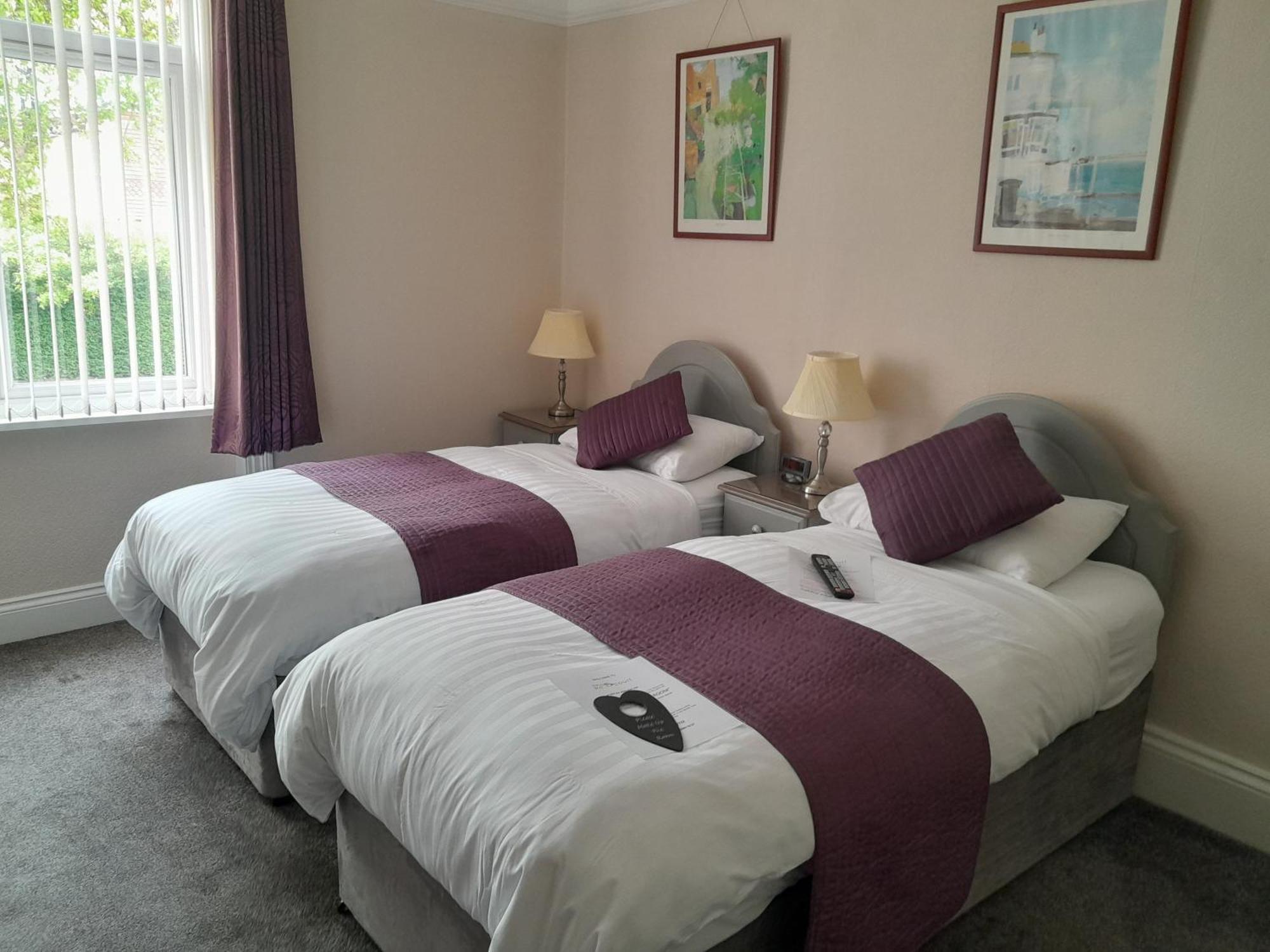 Relax At Rosscourt Guest House-Free On Site Parking (Adults Only) Bournemouth Exterior photo